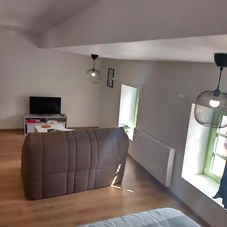Apartment Calme Neuf Equipe Issoire