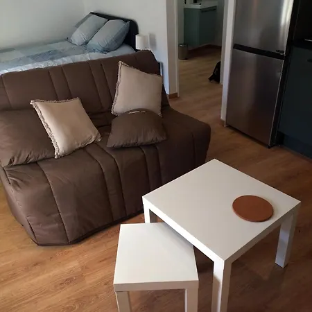 Calme Neuf Equipe Apartment Issoire